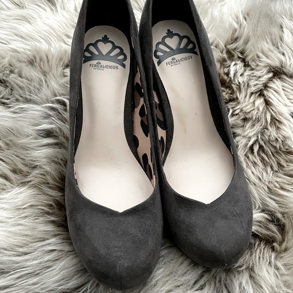 Brand new Size 5.5 grey platform wedge in suede - Picture 2 of 5